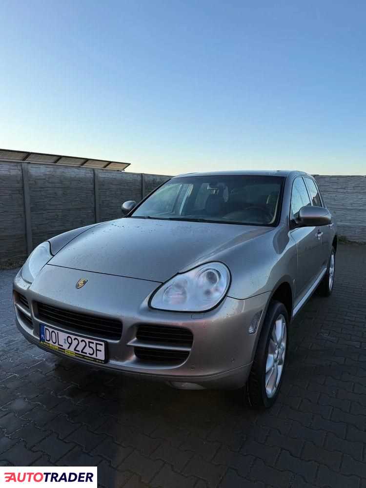 Porsche Cayenne 2004 3.2 250 KM