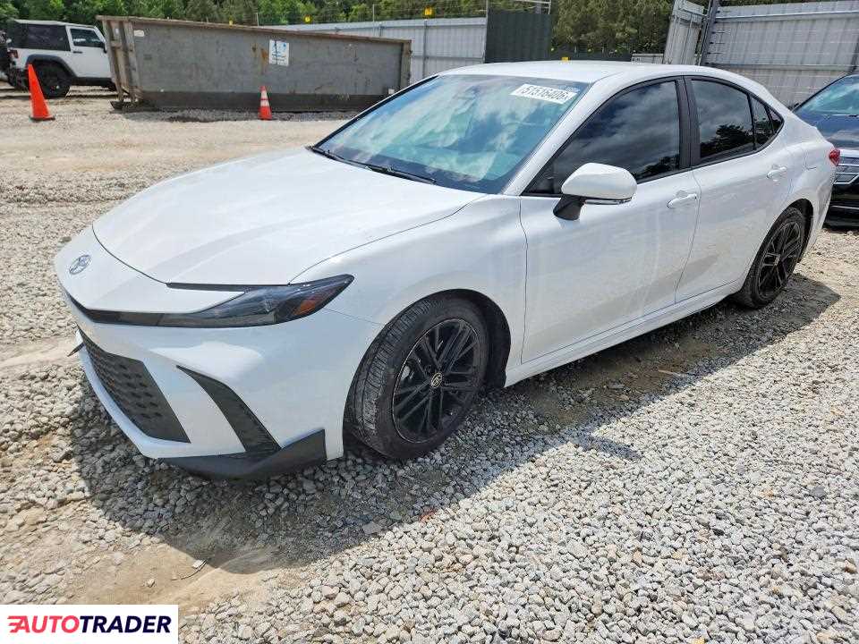 Toyota Camry 2025 2