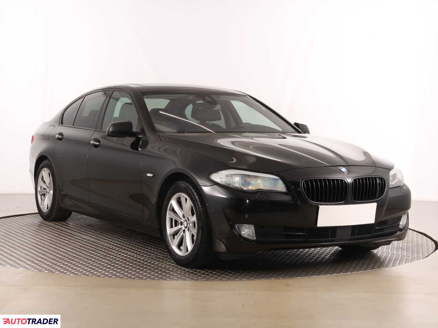 BMW 535 2012 3.0 308 KM