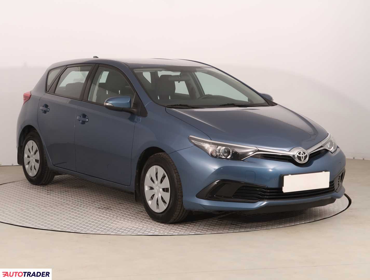 Toyota Auris 2016 1.3 97 KM