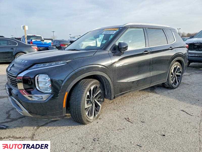 Mitsubishi Outlander 2023 2