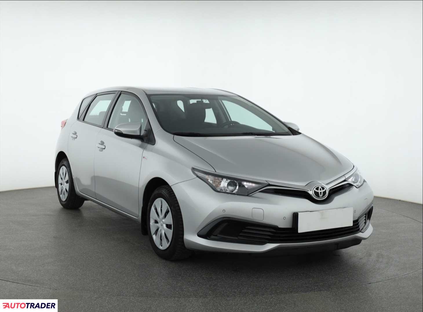 Toyota Auris 2018 1.3 97 KM