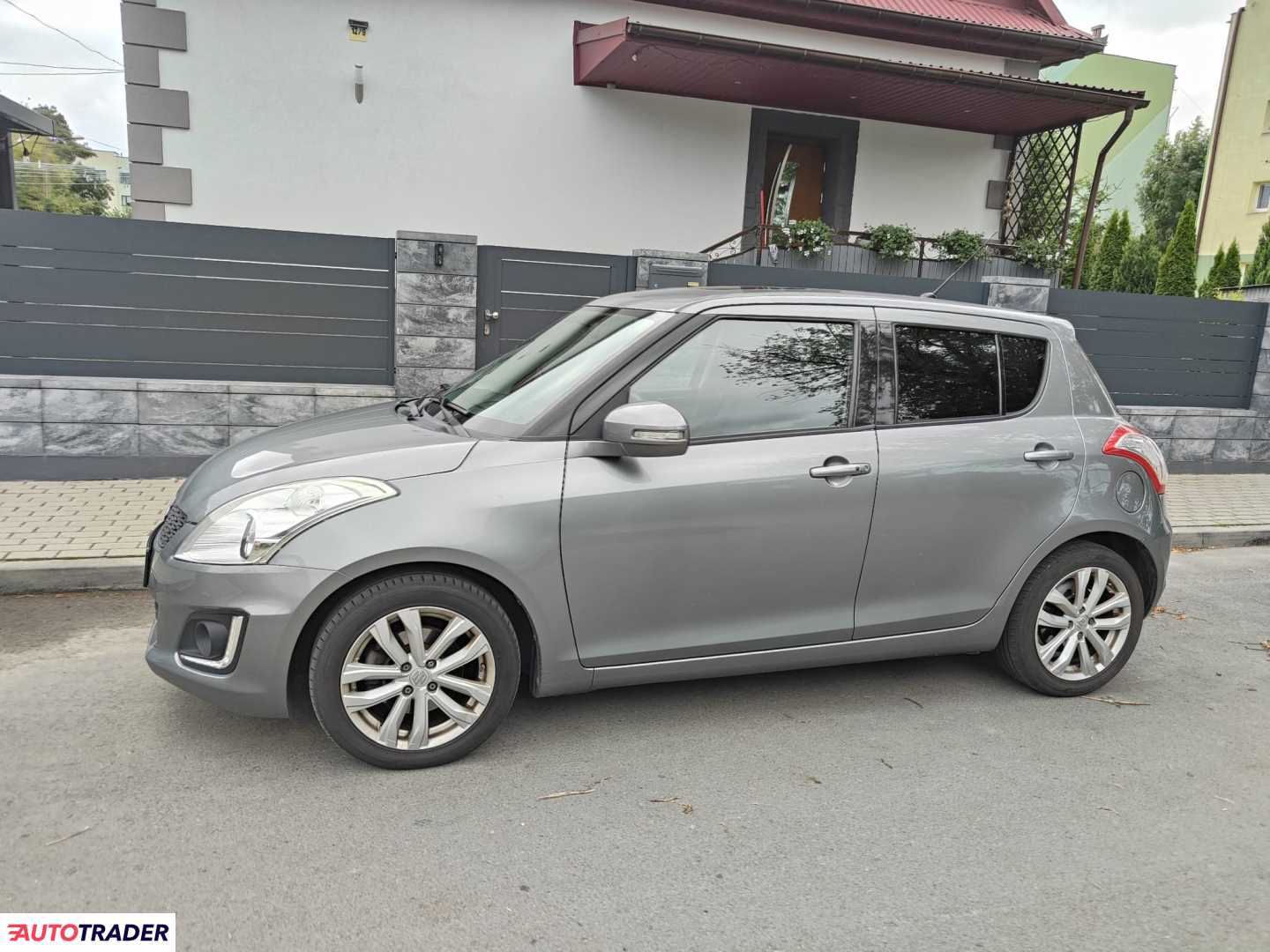 Suzuki Swift 2015 1.2 75 KM