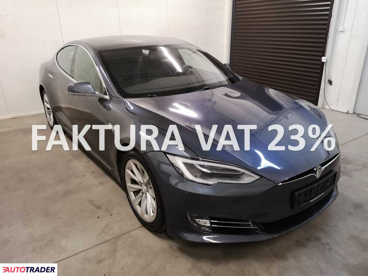 Tesla S 2016 525 KM Tesla S 2016 525 KM