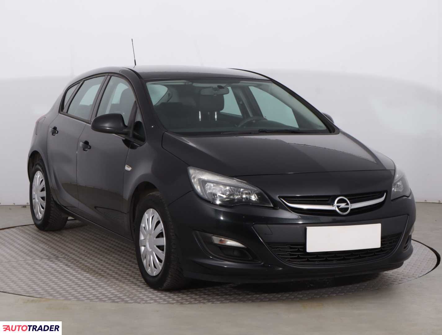 Opel Astra 2015 1.7 108 KM