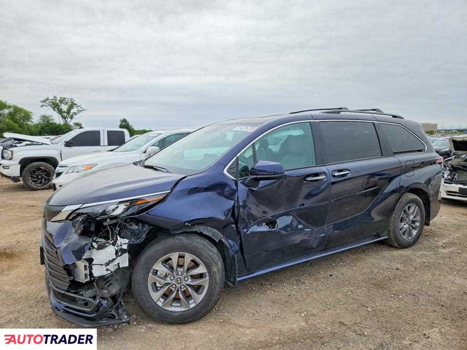 Toyota Sienna 2025 2