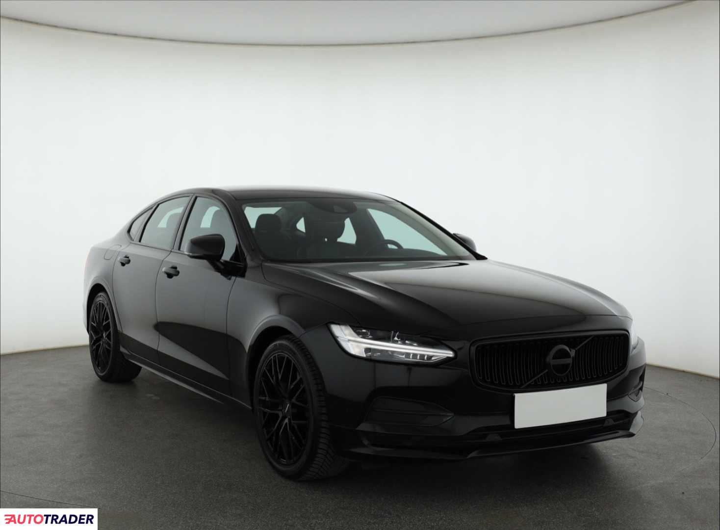 Volvo S90 2018 2.0 187 KM