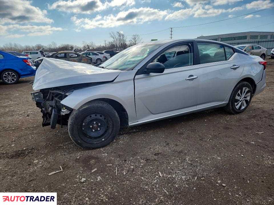 Nissan Altima 2024 2