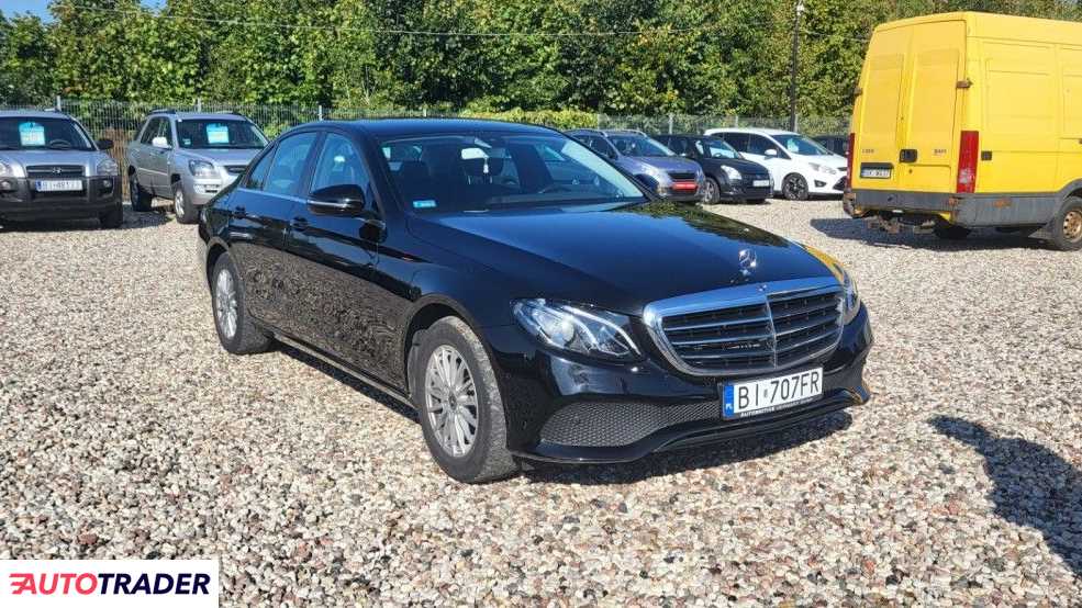 Mercedes E-klasa 2017 2.0 156 KM