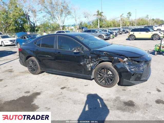 Toyota Camry 2025 2