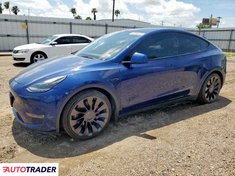 Tesla Model Y 2022 Tesla Model Y 2022