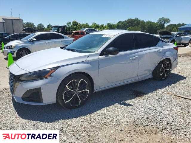 Nissan Altima 2025 2
