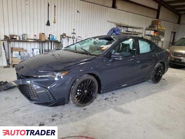 Toyota Camry 2025 2