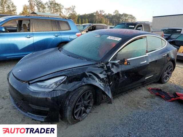 Tesla Model 3 2018