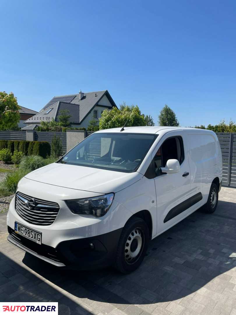 Opel Combo 2019 1.6 101 KM