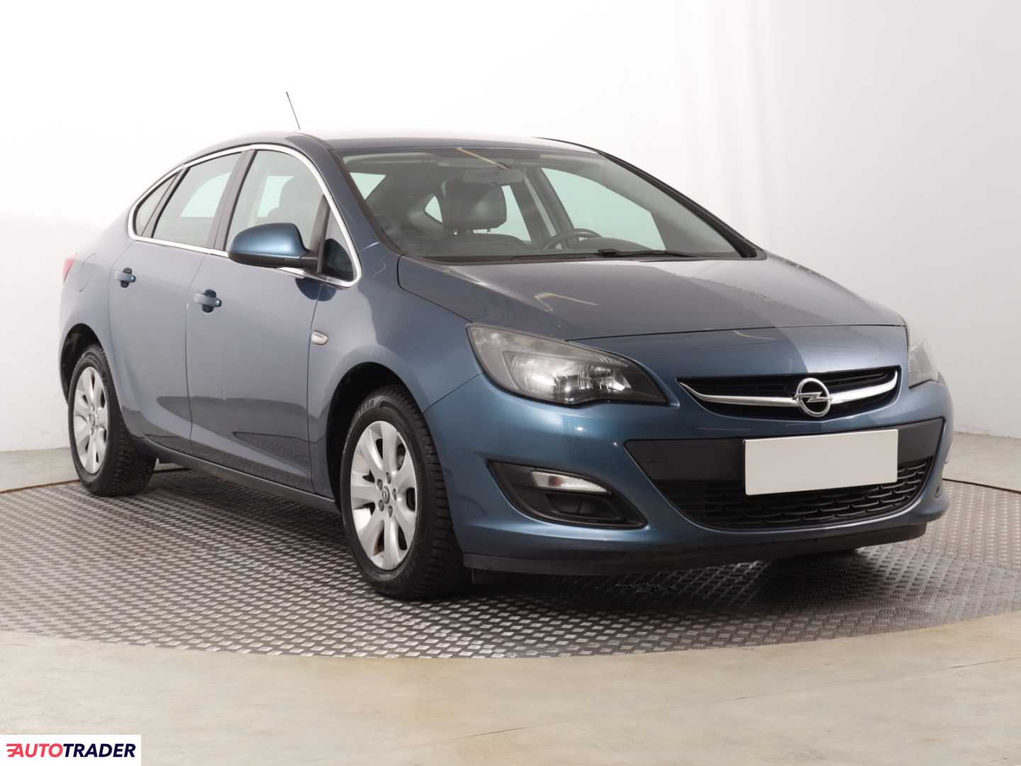 Opel Astra 2017 1.4 138 KM