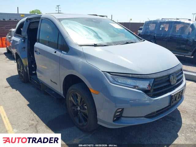 Honda Odyssey 2023 3