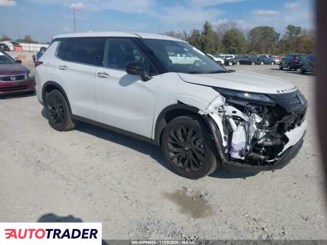 Mitsubishi Outlander 2024 2