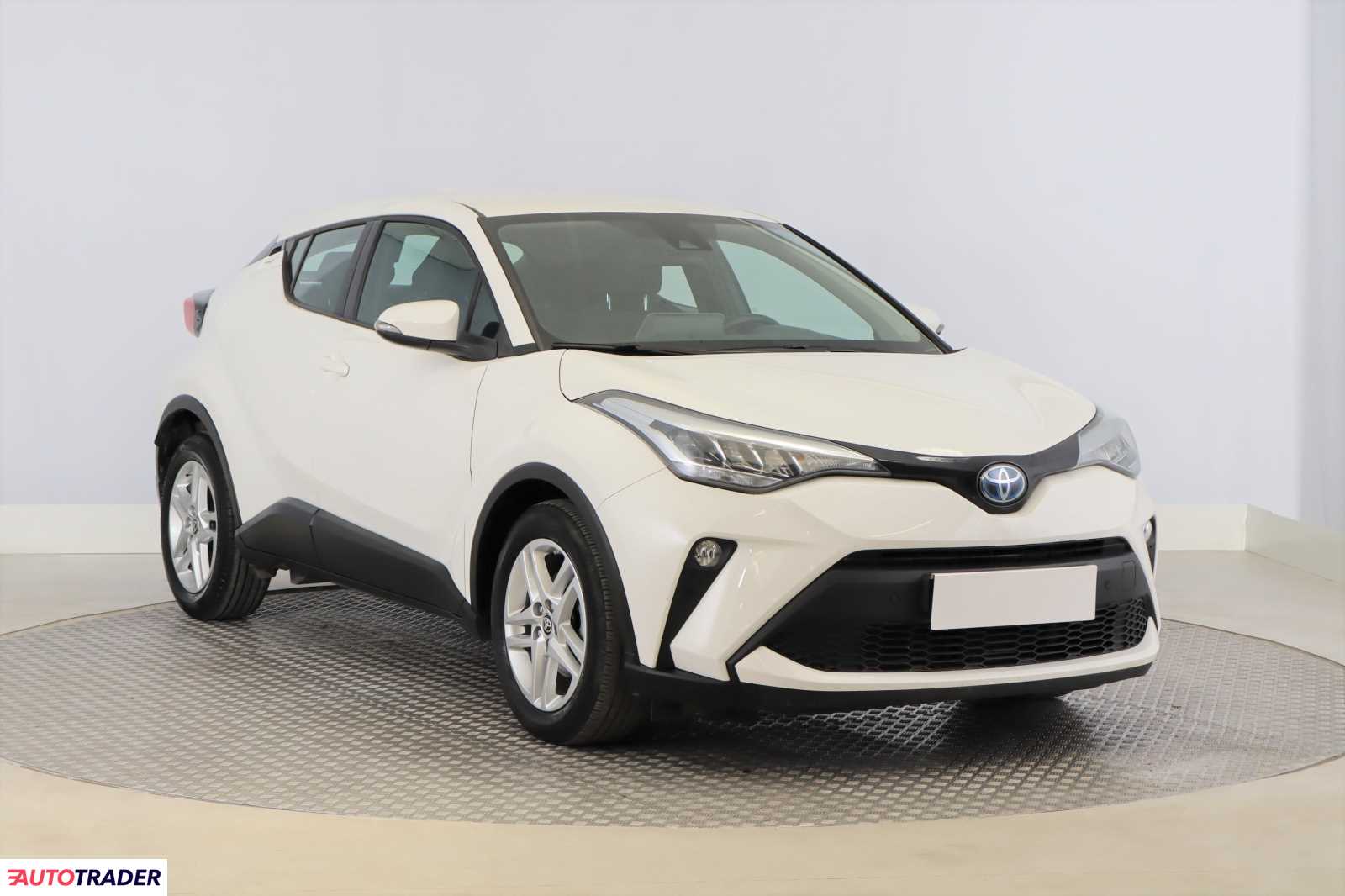 Toyota C-HR 2022 1.8 120 KM