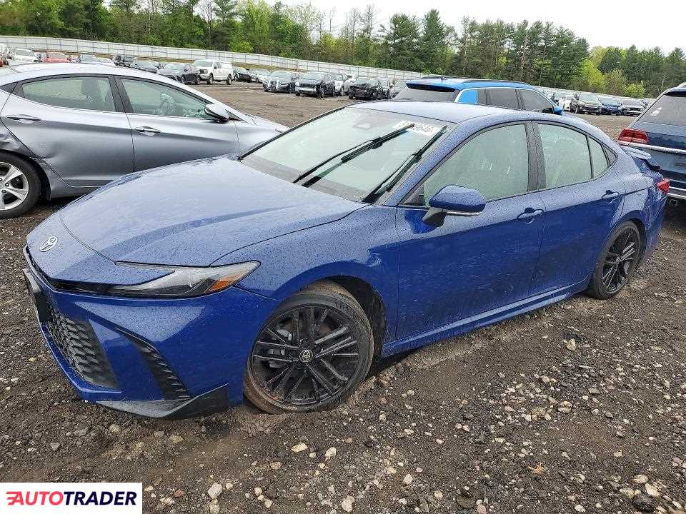 Toyota Camry 2025 2