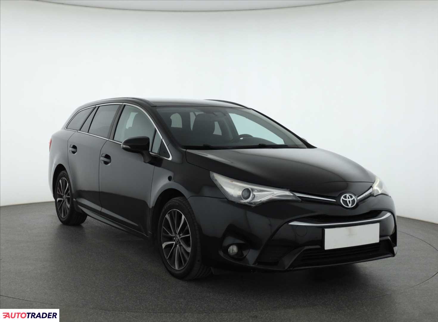 Toyota Avensis 2015 2.0 140 KM