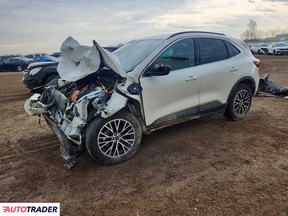 Ford Escape 2025 2