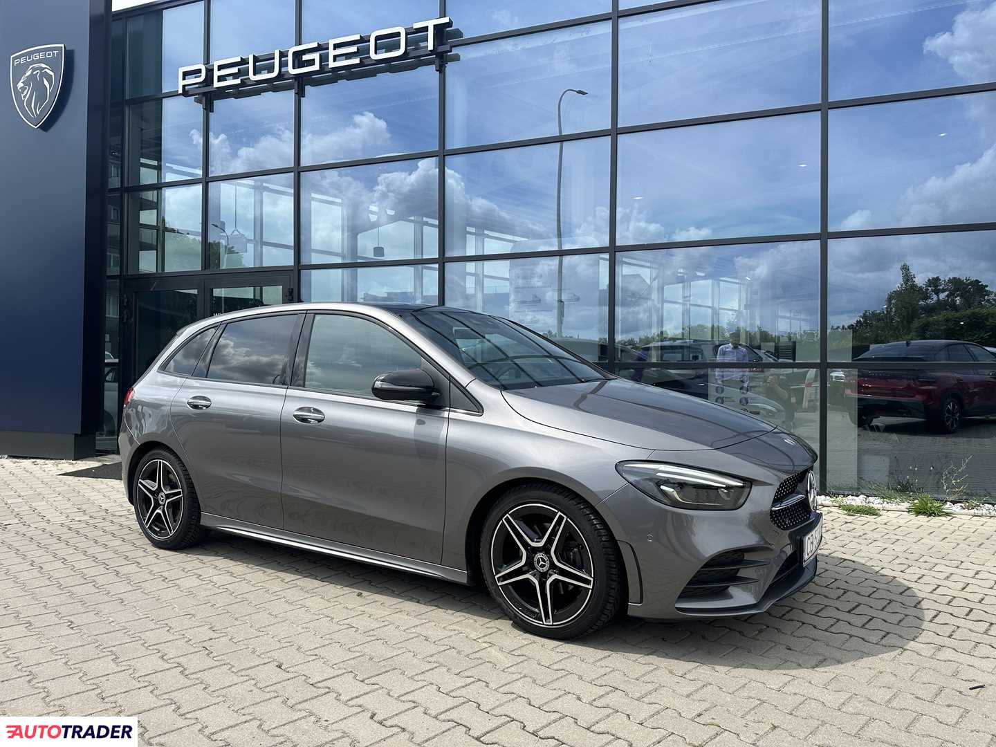 Mercedes Pozostałe 2019 1.3 163 KM