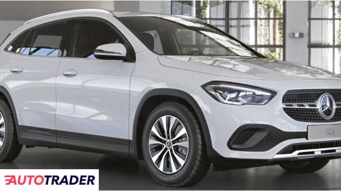 Mercedes GLA 2020 1.6 156 KM Mercedes GLA 2020 1.6 156 KM