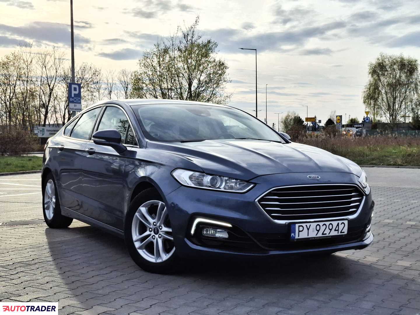 Ford Mondeo 2019 2 190 KM