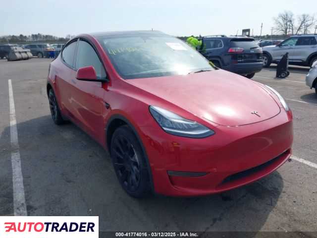 Tesla Model Y 2023 Tesla Model Y 2023