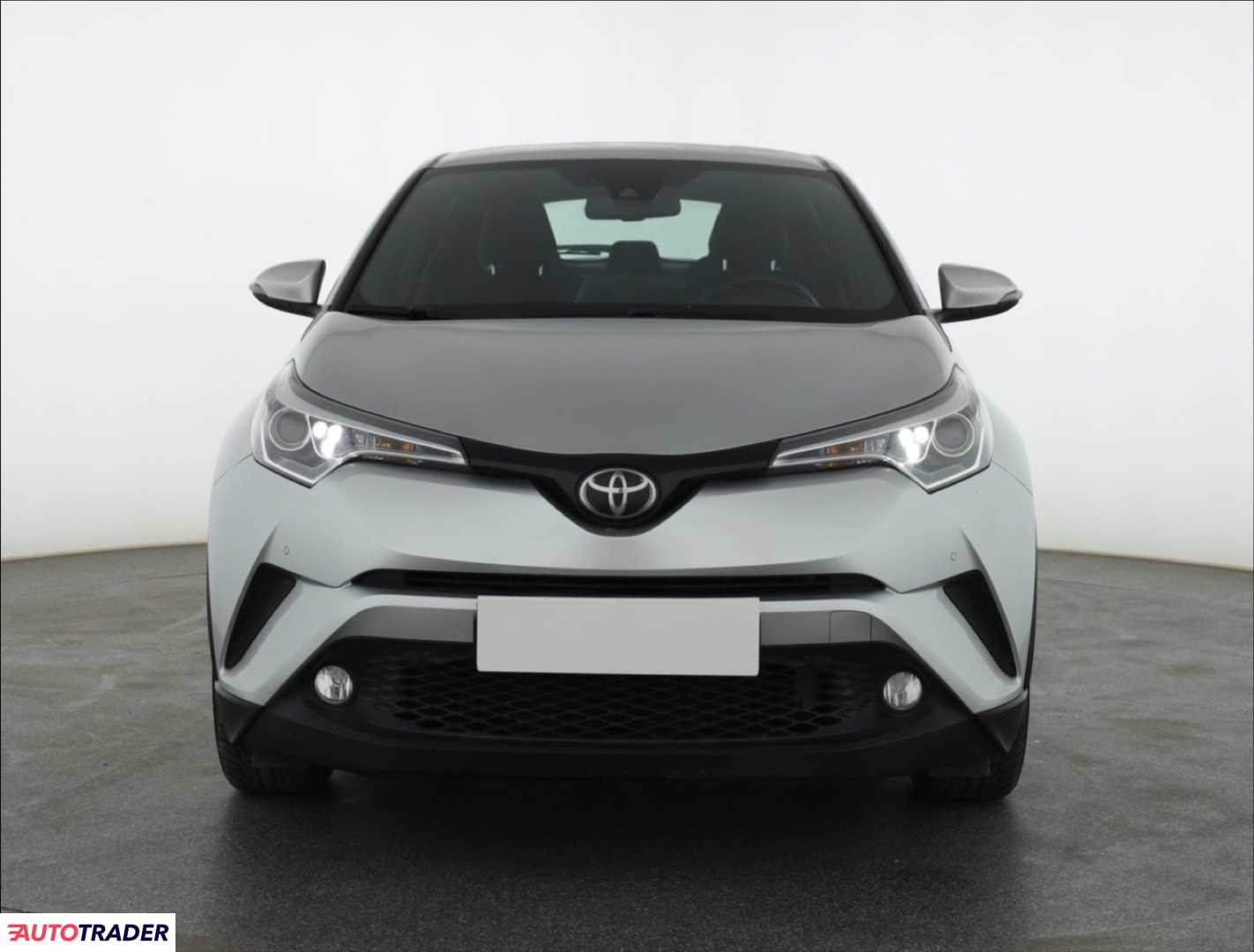 Toyota C-HR 2017 1.2 113 KM