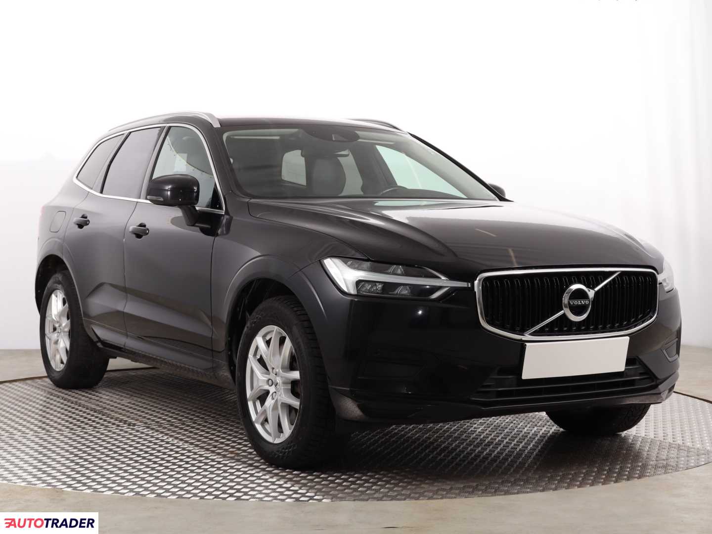 Volvo XC60 2018 2.0 187 KM