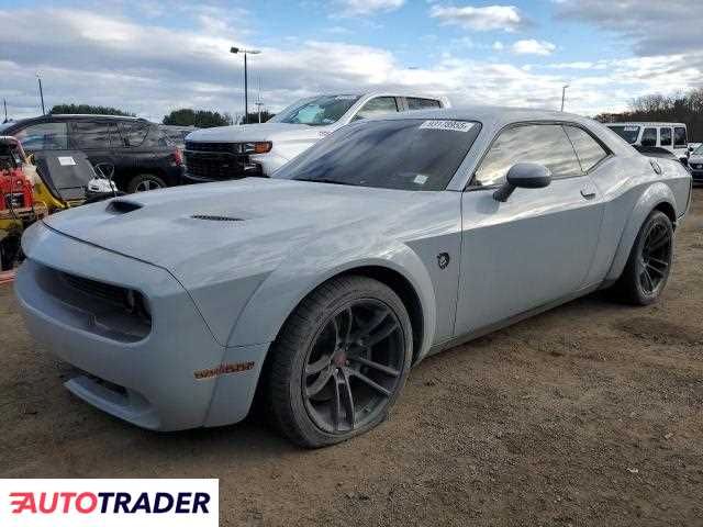 Dodge Challenger 2020 6