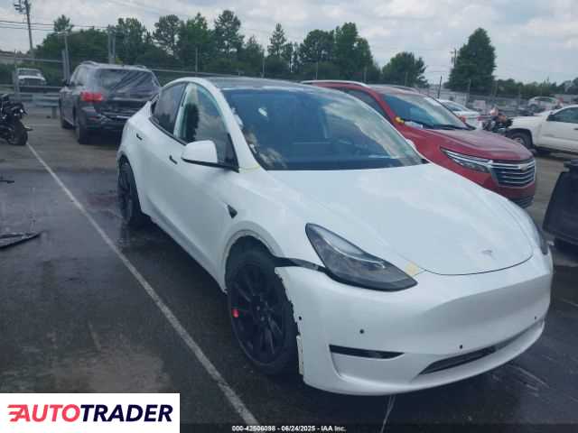 Tesla Model Y 2022 Tesla Model Y 2022