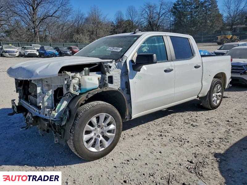 Chevrolet Silverado 2021 2