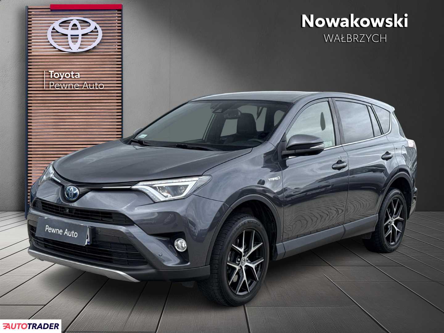Toyota RAV 4 2017 2.5 197 KM