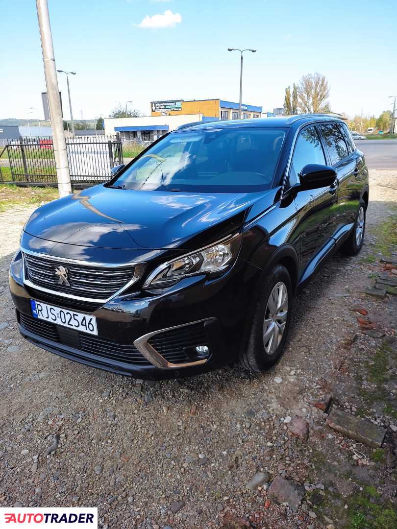 Peugeot 5008 2018 1.5 130 KM