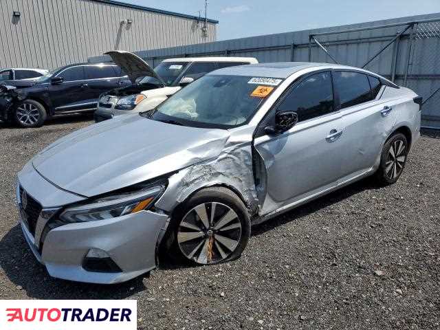 Nissan Altima 2022 2