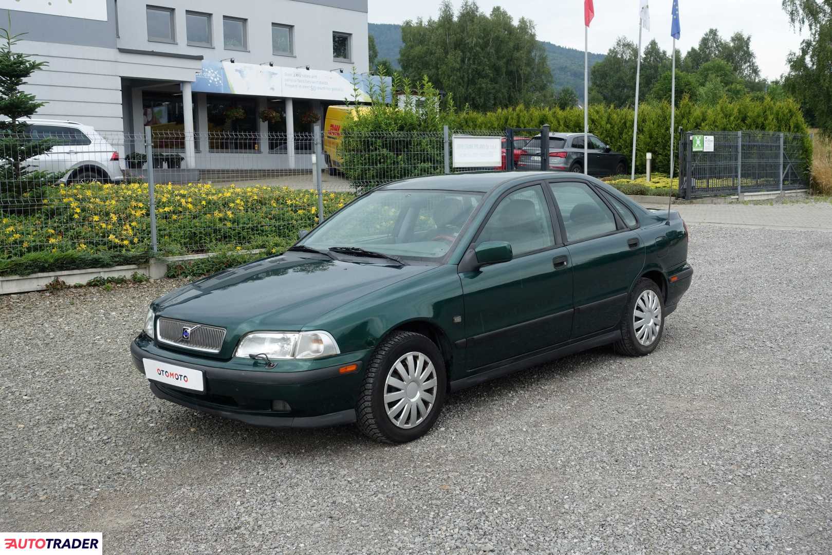 Volvo 1998 2.0 140 KM