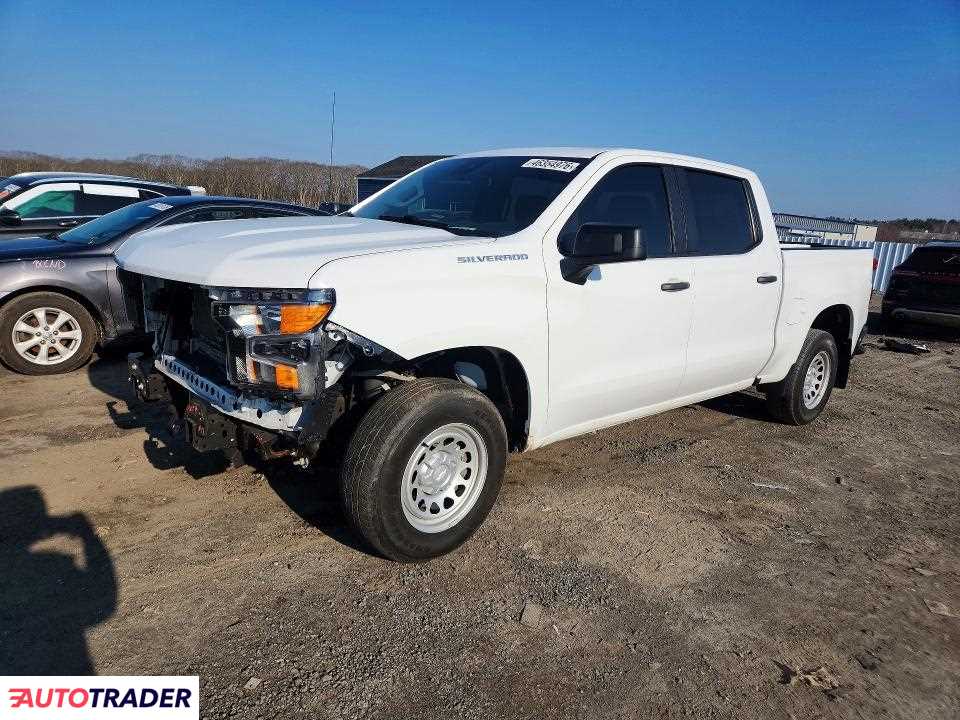 Chevrolet Silverado 2023 2