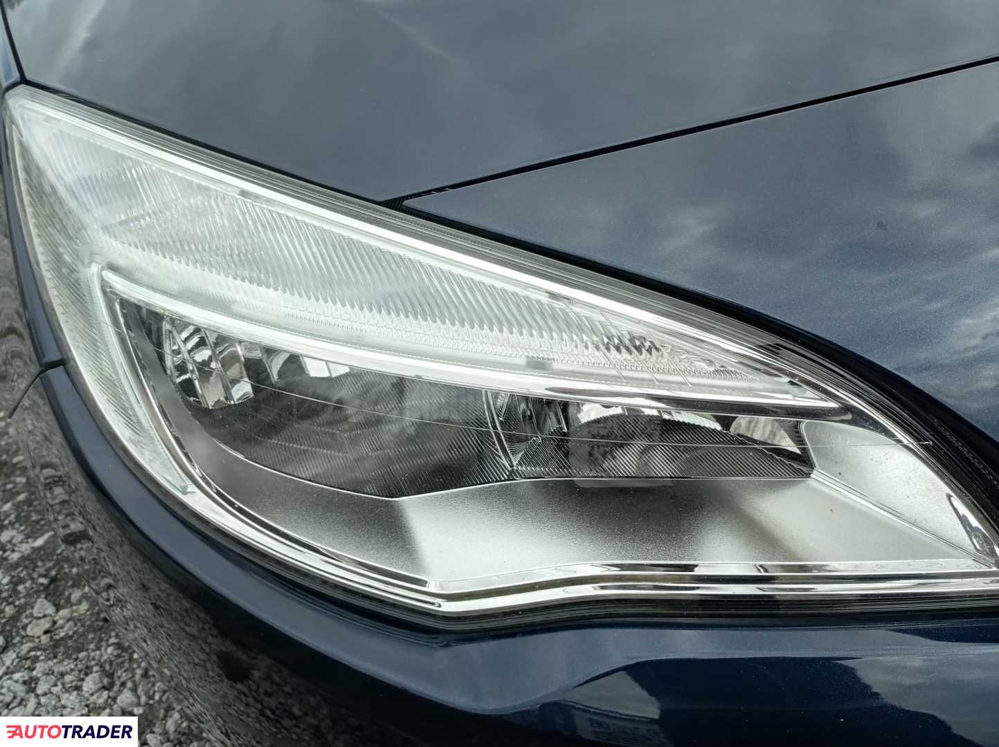 Opel Astra 2012 1.4 140 KM