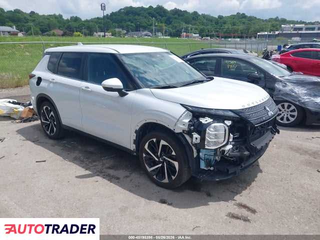 Mitsubishi Outlander 2024 2