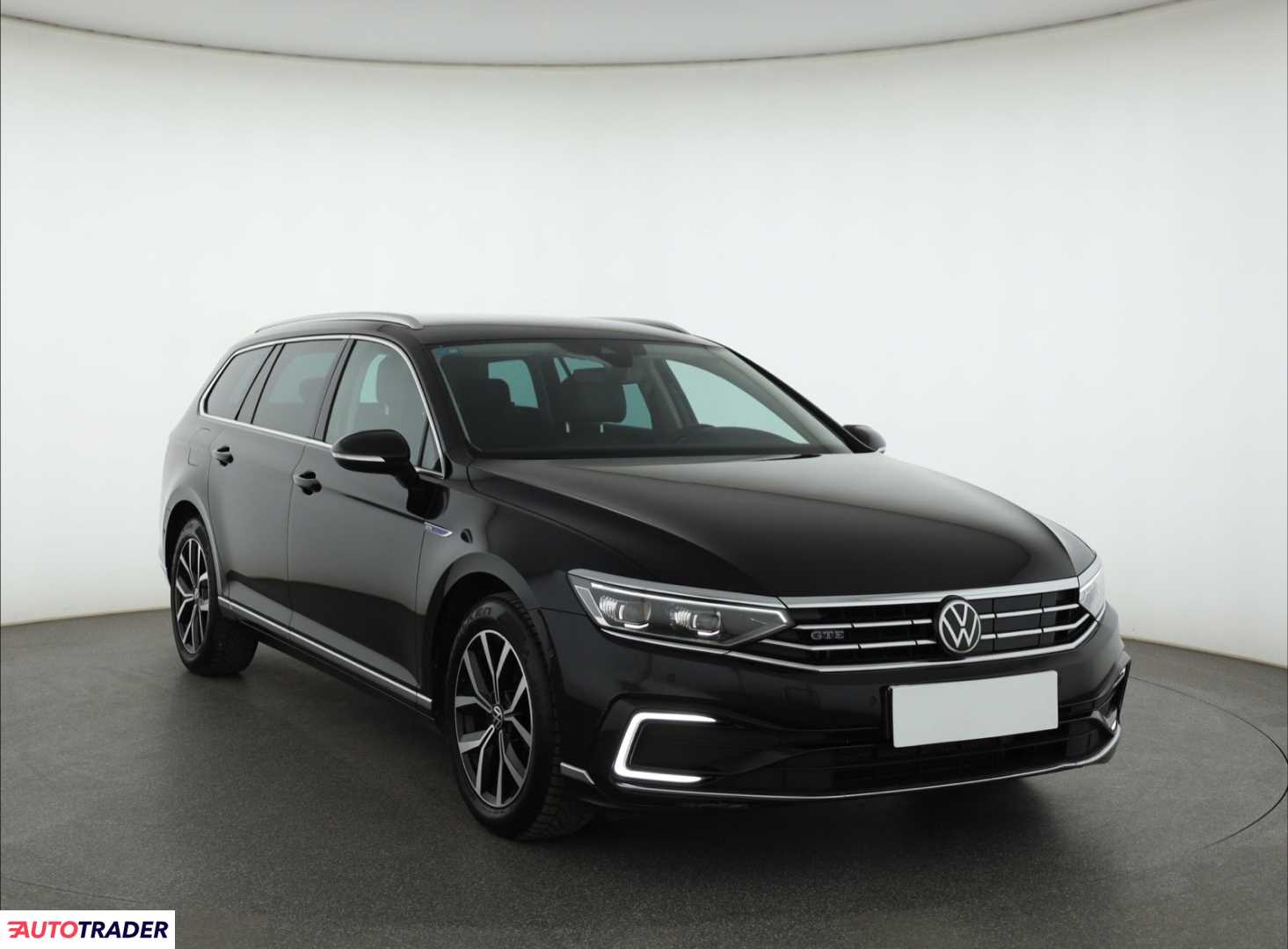 Volkswagen Passat 2022 1.4 214 KM