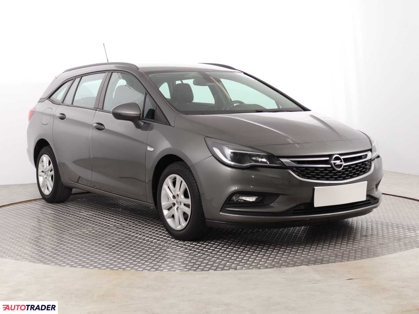 Opel Astra 2017 1.6 108 KM