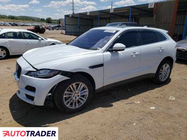 Jaguar F-PACE 2018 3