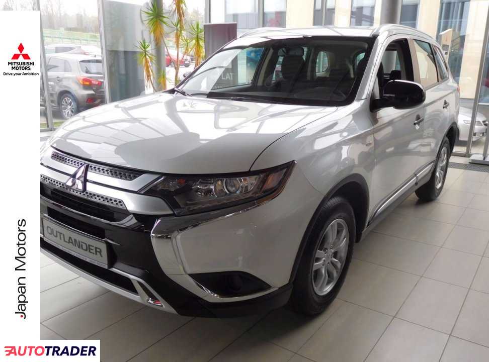 Mitsubishi Outlander 2019 2.0 150 KM Mitsubishi Outlander 2019 2.0 150 KM