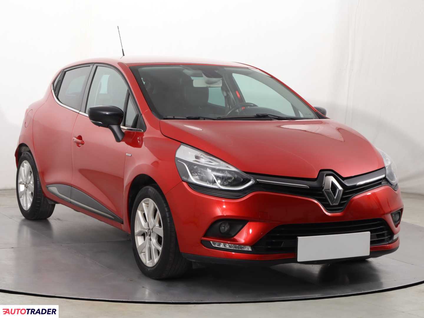 Renault Clio 2019 0.9 88 KM