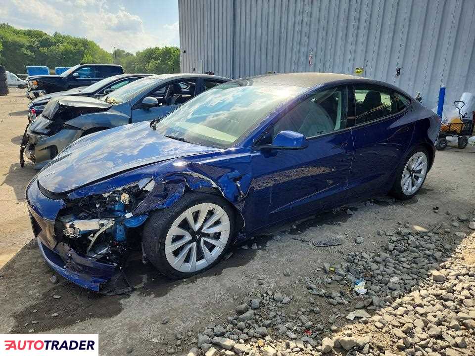 Tesla Model 3 2023