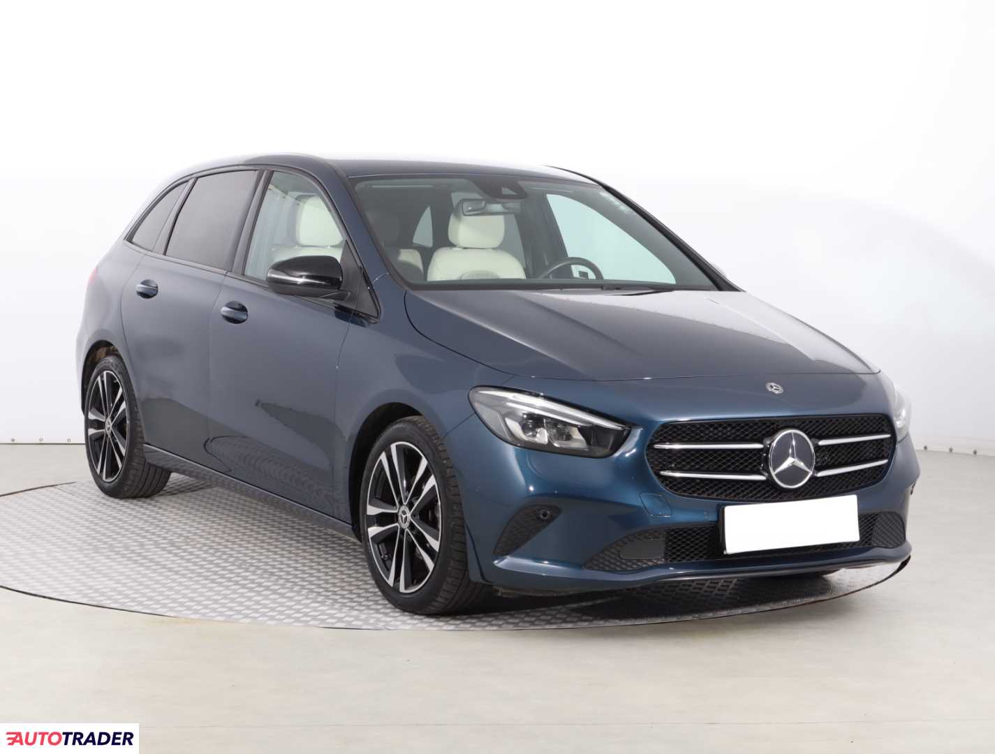 Mercedes B-klasa 2019 1.3 134 KM