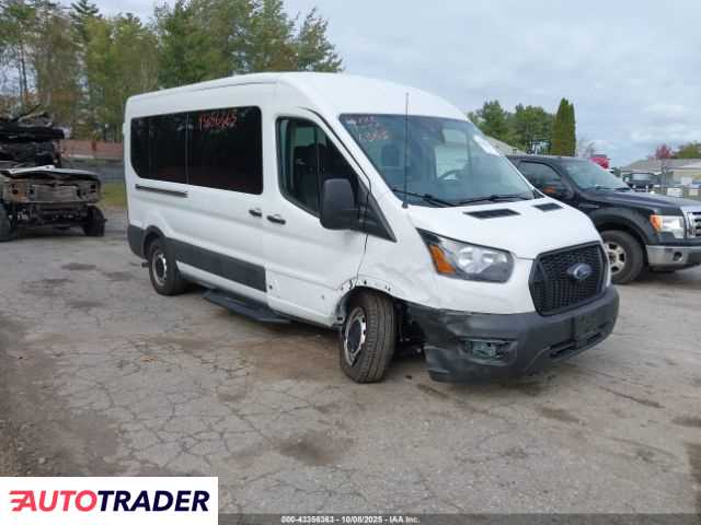 Ford Transit 2025 3